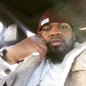 Meet your Posher, Coby